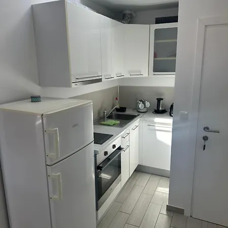 Dragic * Brodarica (Sibenik-Knin)